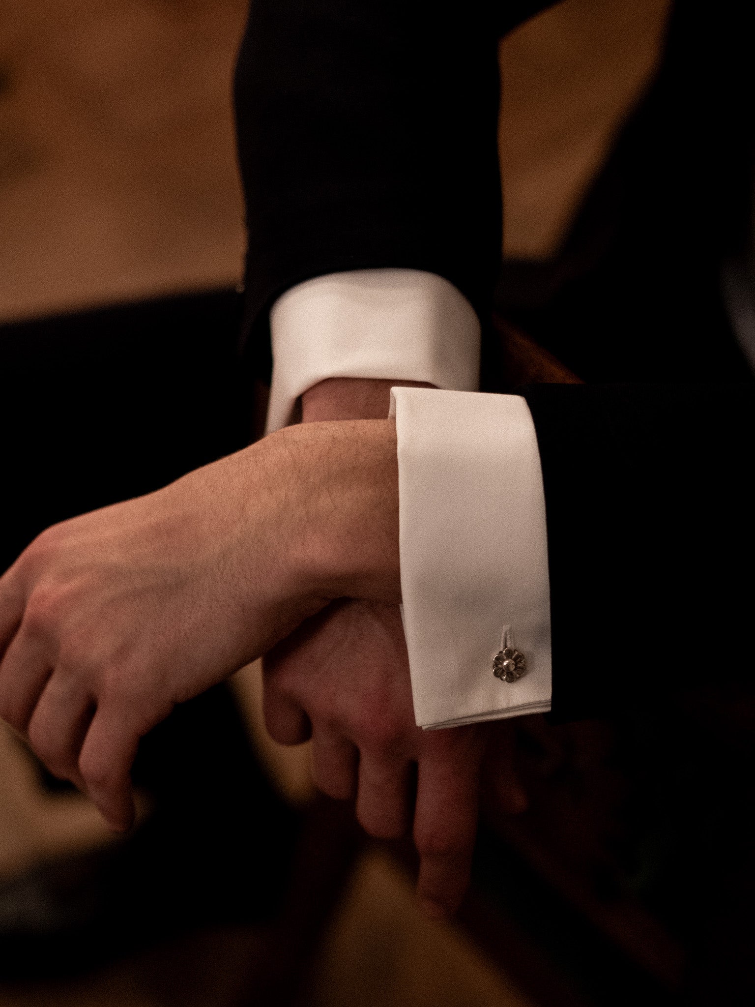 Les accessoires qui subliment une chemise