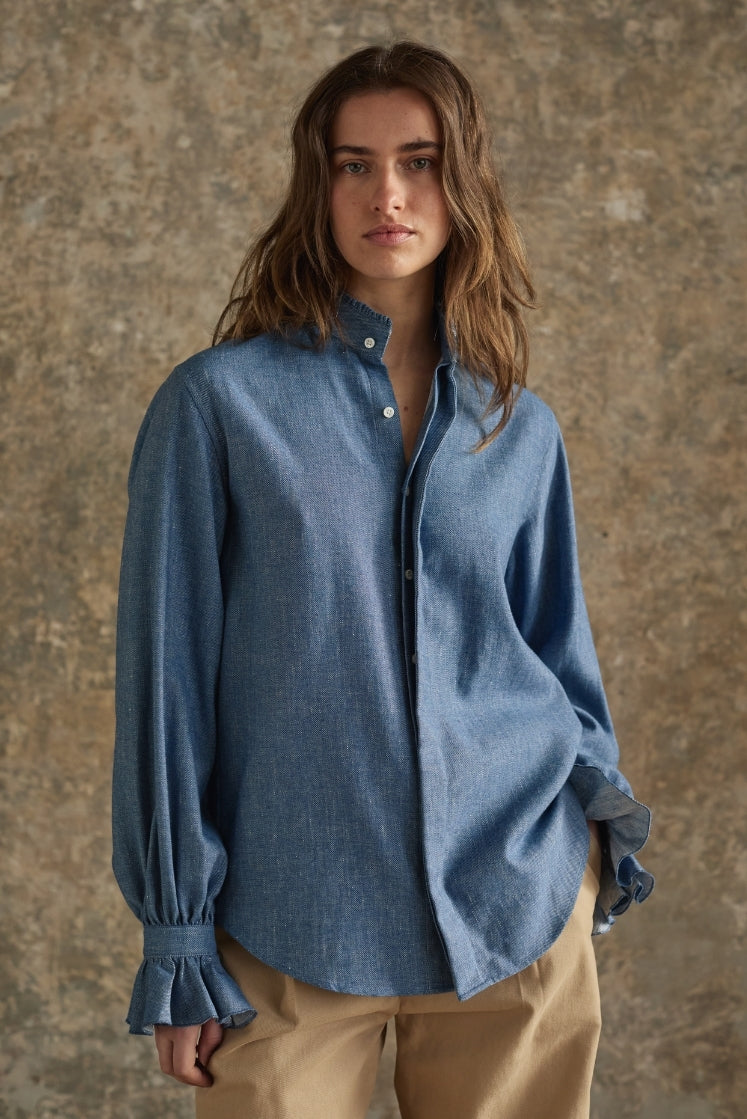 Chemise Boudoir denim femme, coupe oversized avec manches bouffantes et poignets à volants