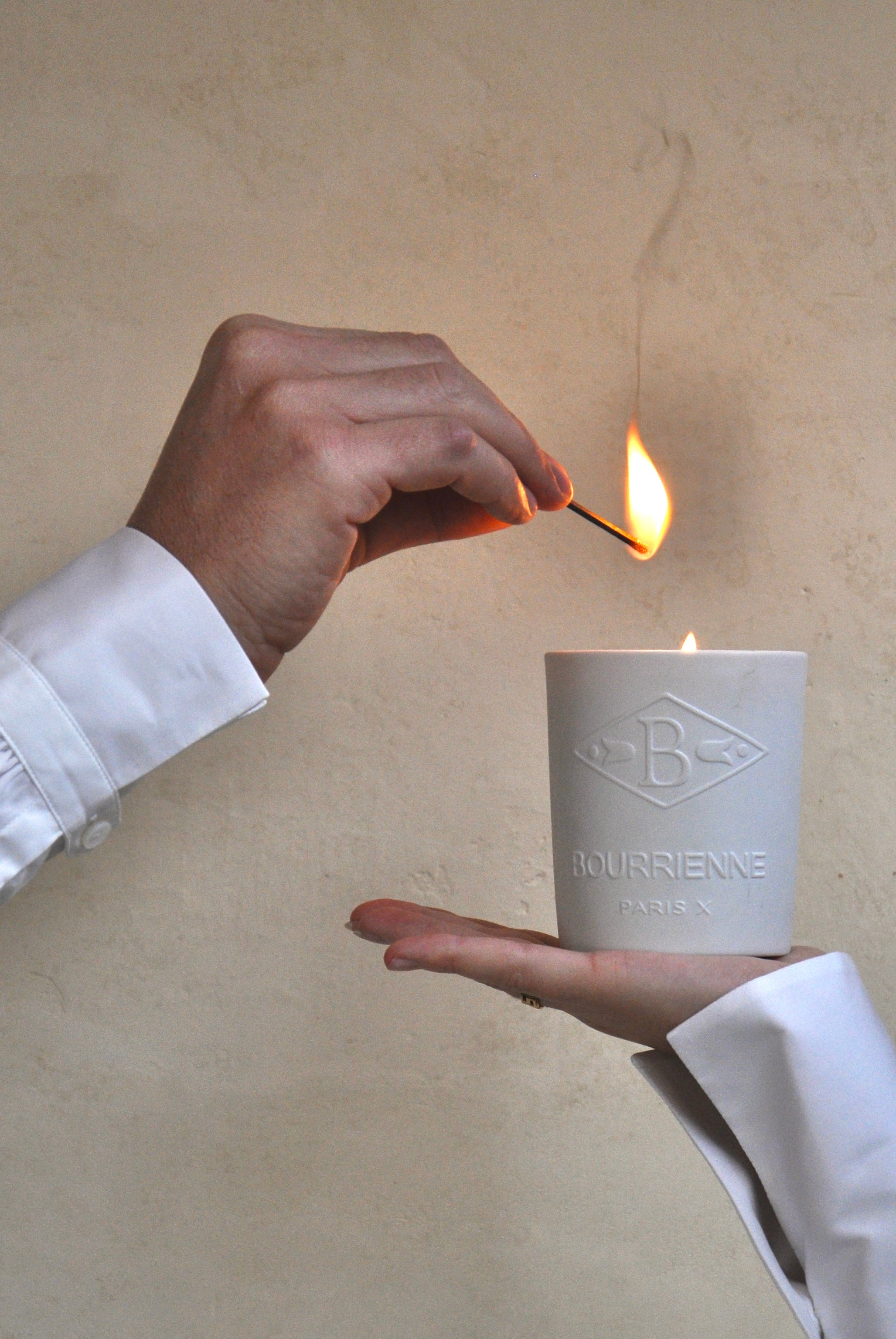 Bougie de luxe allumée