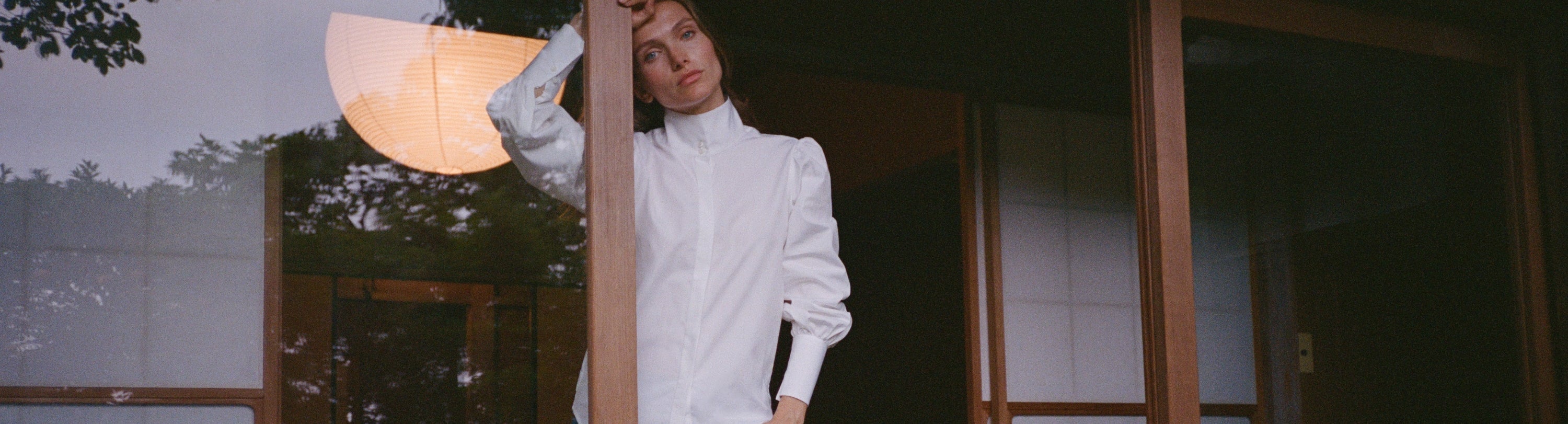 Chemise blanche femme : les coupes selon les occasions