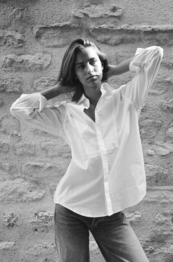 Chemise blanche à plastron et col français en seersucker pour femme Bourrienne | Vue de face